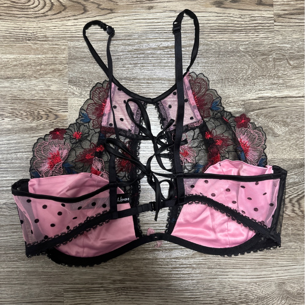 FOR LOVE & LEMONS Zinnia Embroidered High Neck Bra Bralette Crop Top - Picture 7 of 7